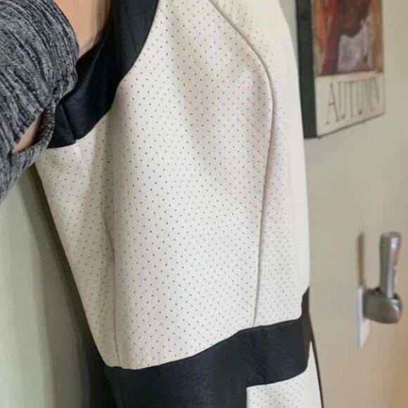LKNW Faux Leather sleeveless dress vince camuto black white 6 (G15) - Picture 3 of 5